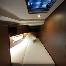 Beneteau Oceanis 46.1