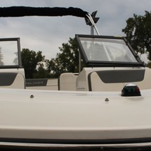 Bayliner VR5 BOWRIDER
