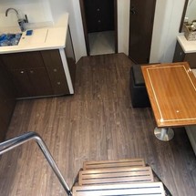 Cruisers Yachts 48 Cantius