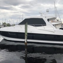 Cruisers Yachts 48 Cantius