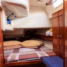 Bavaria 44