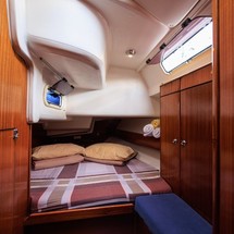 Bavaria 44