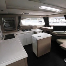 Fountaine Pajot Saona 47
