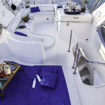Majesty Yachts 50