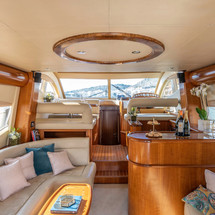 Majesty Yachts 50