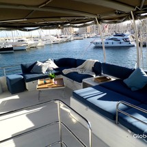 Lagoon 560