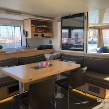 Lagoon 560