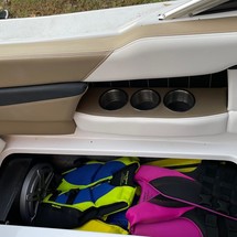 Four Winns H230 SS