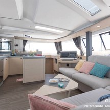 Fountaine Pajot Saona 47