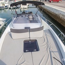 Jeanneau Cap Camarat 7.5 WA