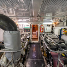 Outer reef yachts lrc cockpit motor yacht