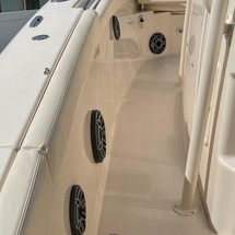 Grady-White Canyon 336