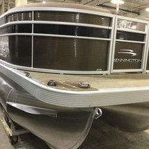 Bennington 24 sbrx