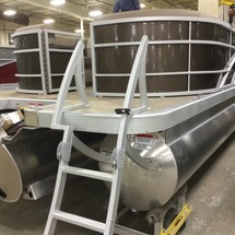 Bennington 24 sbrx