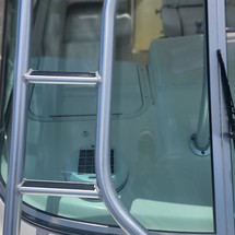 World cat 320 ec