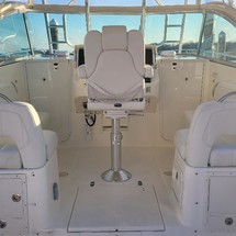 World cat 320 ec