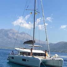 Lagoon 42