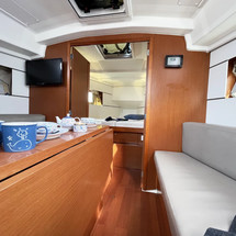 Beneteau Oceanis 35.1