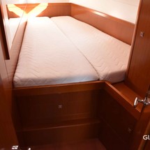 Beneteau Oceanis 38.1