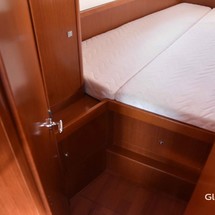 Beneteau Oceanis 38.1