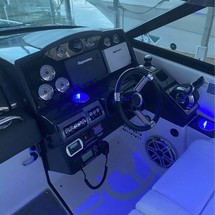 Formula 350 Crossover Bowrider