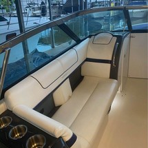 Formula 350 Crossover Bowrider