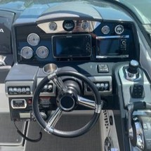 Formula 350 Crossover Bowrider