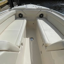 Grady-White Freedom 275