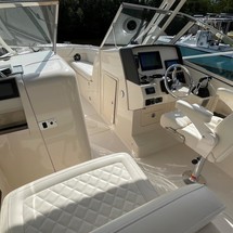 Grady-White Freedom 275