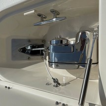 Grady-White Freedom 275