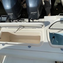 Grady-White Freedom 275