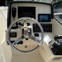 Grady-White Freedom 275