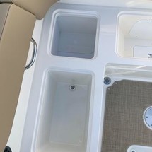 Sea Ray SPX 230 OB