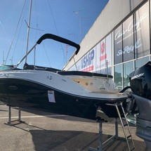Sea Ray SPX 230 OB
