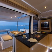 Fountaine Pajot Helia 44