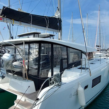 Lagoon 42