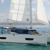 Fountaine Pajot Lucia 40