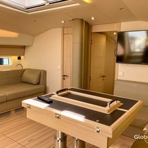 Jeanneau 64