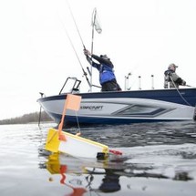 Starcraft Marine Fishmaster 210