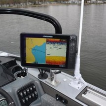 Starcraft Marine Fishmaster 210