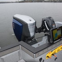 Starcraft Marine Fishmaster 210