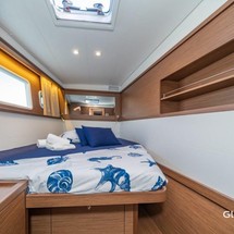 Lagoon 450 SporTop