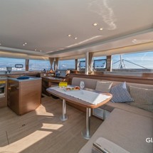 Lagoon 450 SporTop