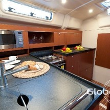 Hanse 385