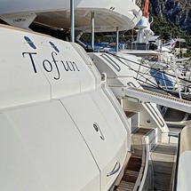 Sunseeker 82 Yacht