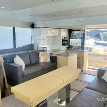 Fountaine Pajot MY 44