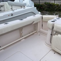 Grady-White Express 370
