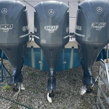 Grady-White Express 370