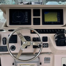 Grady-White Express 370