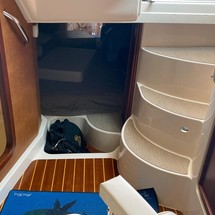 Grady-White Express 370